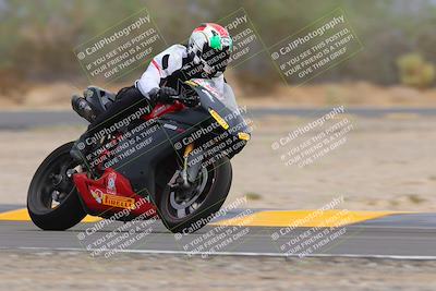 media/Sep-10-2022-SoCal Trackdays (Sat) [[a5bf35bb4a]]/Turn 6 (1140am)/